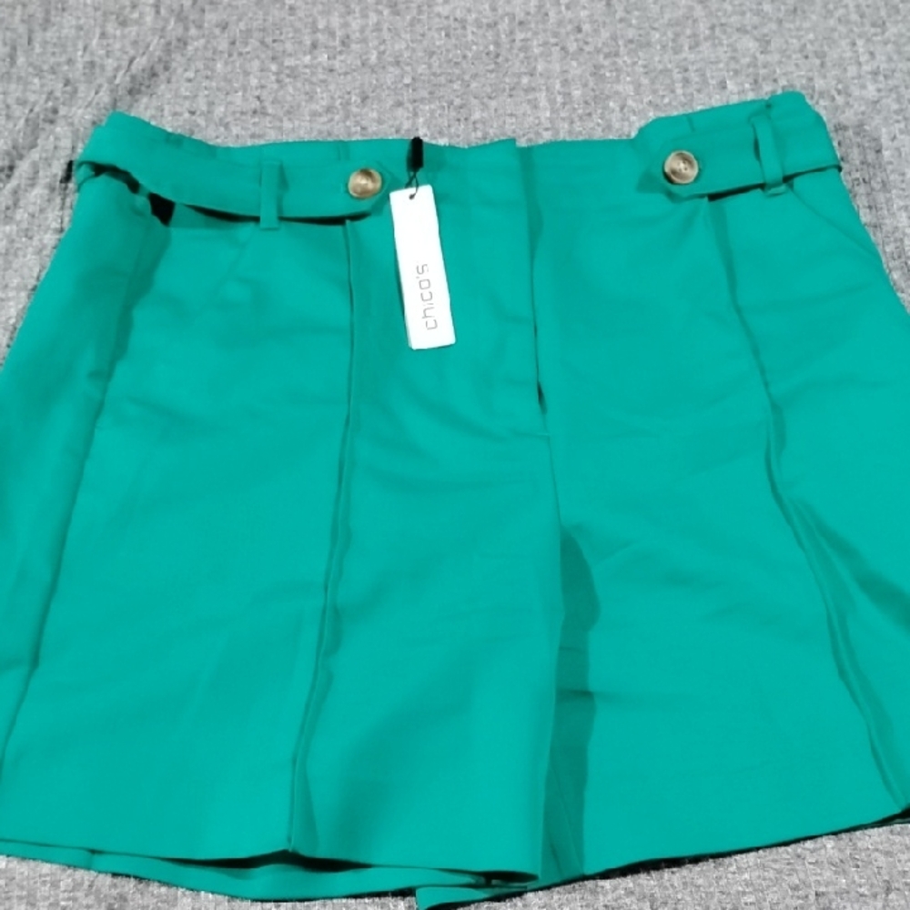 Chico's Vibrant Green Shorts